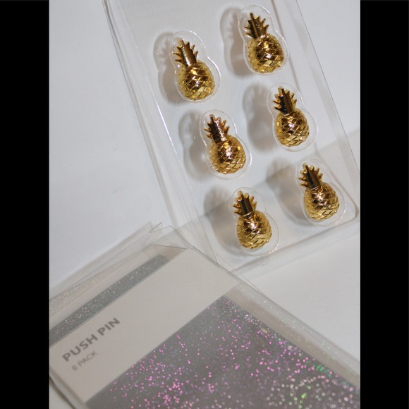 ๐3/20$5/25๐GOLD PINEAPPLE PUSH PINS PACK OF 6๐ - Picture 9 of 13